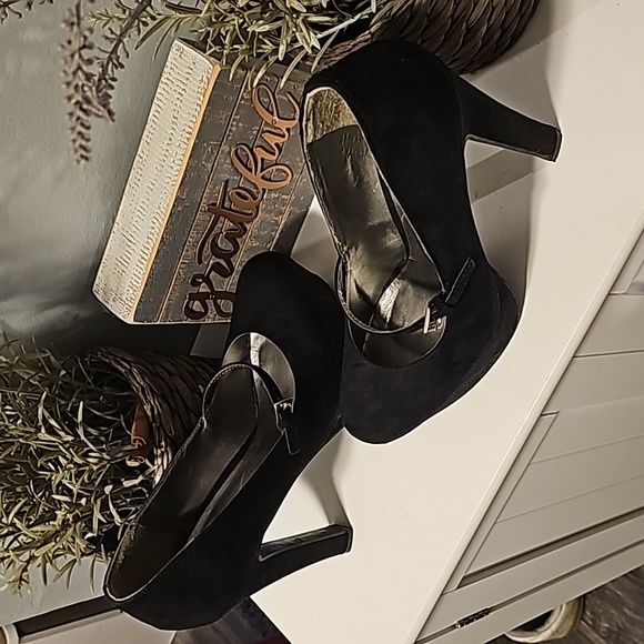 Guess Black Suede Mary Jane Platform Heels - Picture 6 of 6